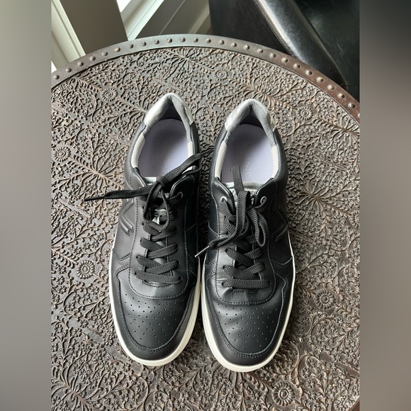 VIONIC KIMMIE COURT SNEAKERS IN BLACK 13 - Picture 8 of 11